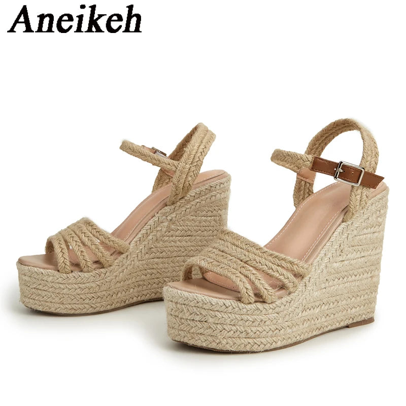Alessia Sandals